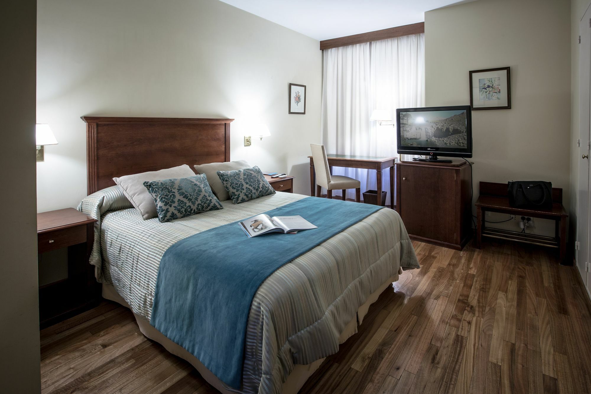 Grand Brizo Comahue Hotel Neuquen Luaran gambar
